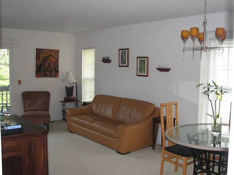 3144 Promenade Cir — Photo 4