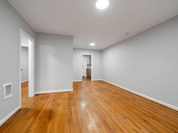 5th image of 4515 N Montana Ave #4517
