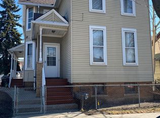 828 S 10th St, Milwaukee, WI 53204