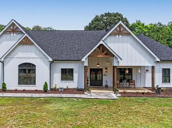 464 Lancaster Rd SW, Adairsville, GA 30103
