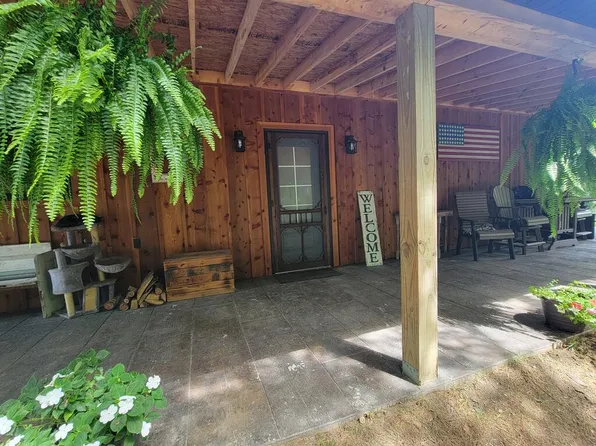 28288 State Highway T, Excello, MO 65247