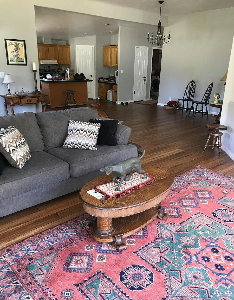 3 bed, 1850 sqft, $2,500 — Photo 2