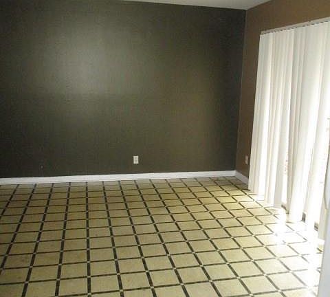 4th image of 2222 Poinsettia Cir