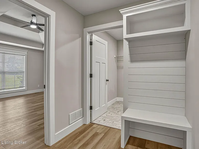 19 Clubhouse Ct — Photo 22