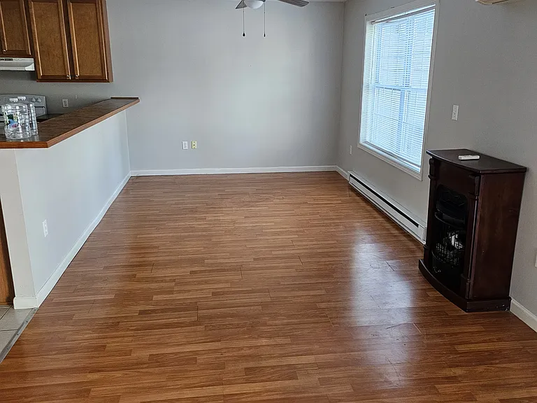 400 S Keyser Ave #B1 — Photo 13