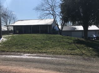 1455 Dugan Rd, Belpre, OH 45714