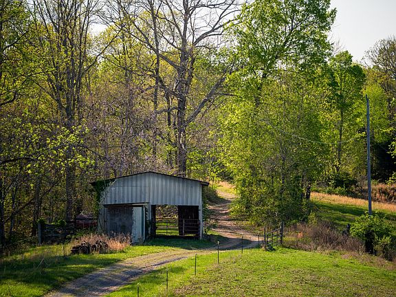 17th image of 4231 Lylewood Rd