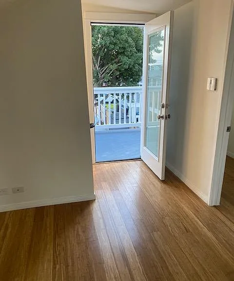 712 Shepard St — Photo 9