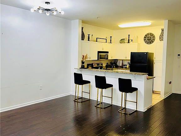 5th image of 870 Mayson Turner Rd #1207