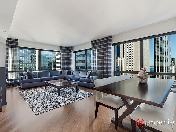 Living Room / Dining Room