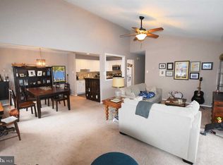 1808 Raintree Ln, Malvern, PA 19355