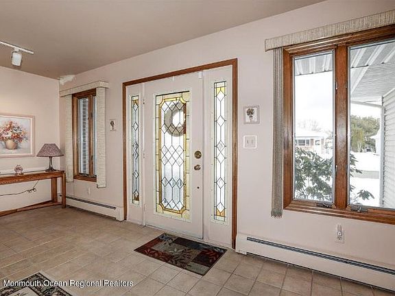 2nd image of 51 Vail St