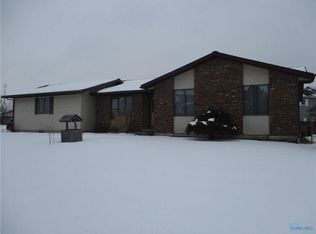 553 Chippewa Dr, Defiance, OH 43512