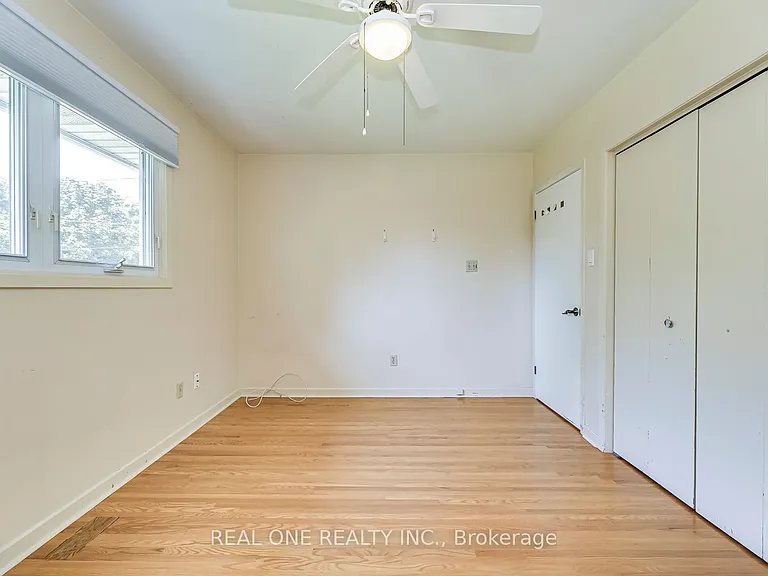 604 Bridle Wood — Photo 20