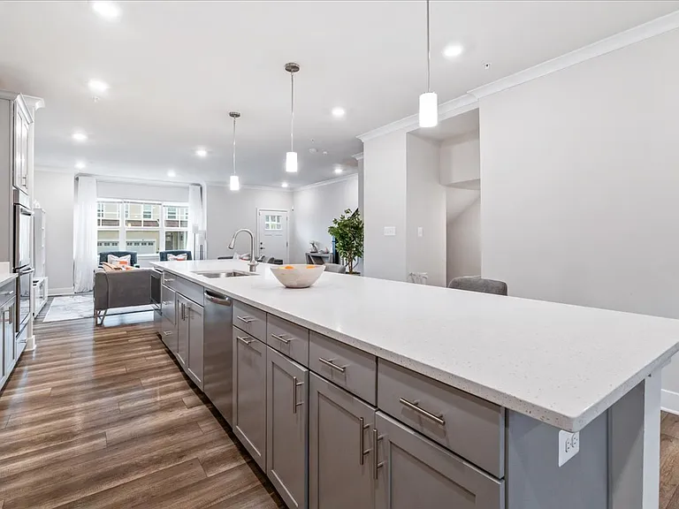 1309 Crampton Pl — Photo 12