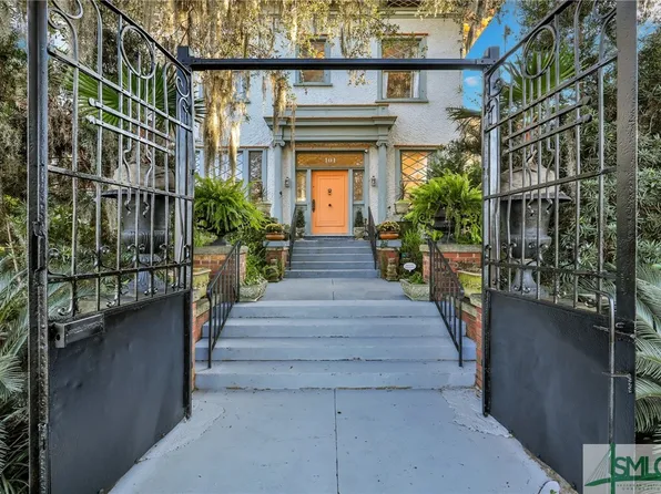 101 E 34th Street, Savannah, GA 31401