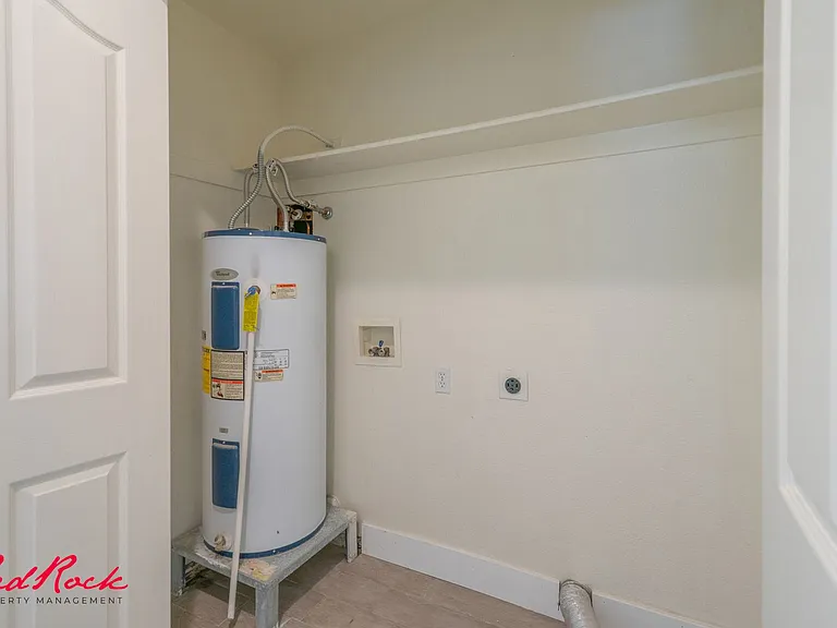 441 E Sunland Dr #6 — Photo 29