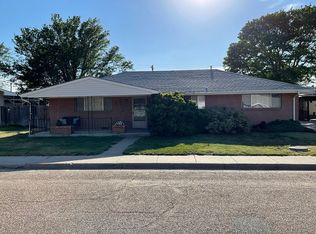 411 N Stowe Ave, Sharon Springs, KS 67758