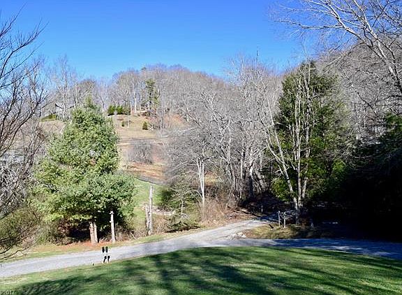 2nd image of 88 Crocus Dr