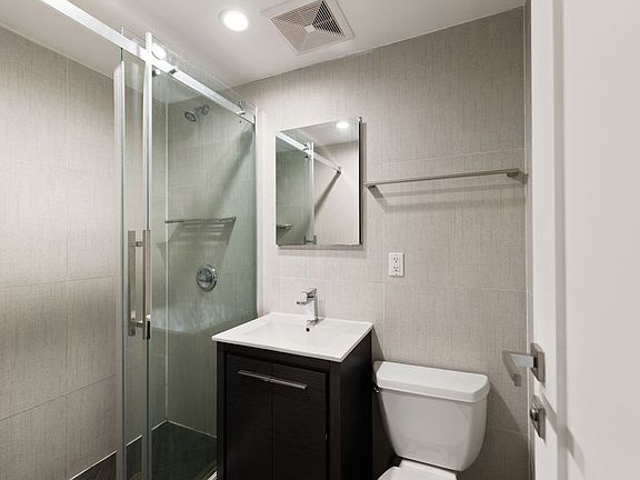5th image of 194 1st Ave APT 5