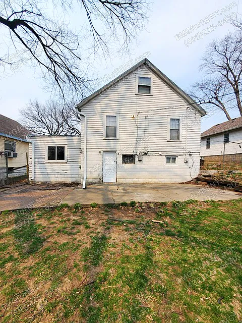 5823 Lake Street, Omaha, NE 68104 - 1 — Photo 2