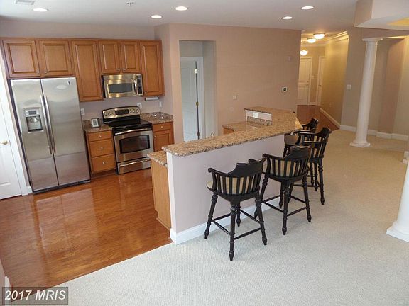 3rd image of 902 Macphail Woods Xing APT 3D