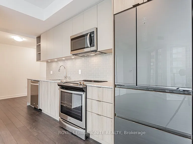 100 Eagle Rock Way #305 — Photo 16