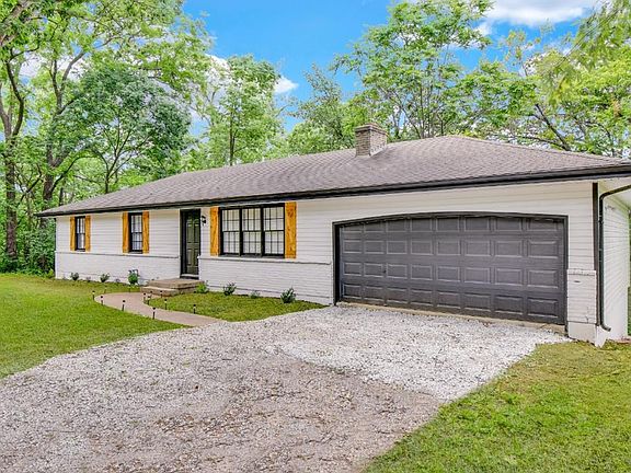 2nd image of 1760 S 49th Pl