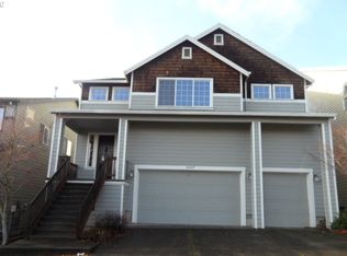 15327 SW Greenfield Dr, Tigard, OR 97224