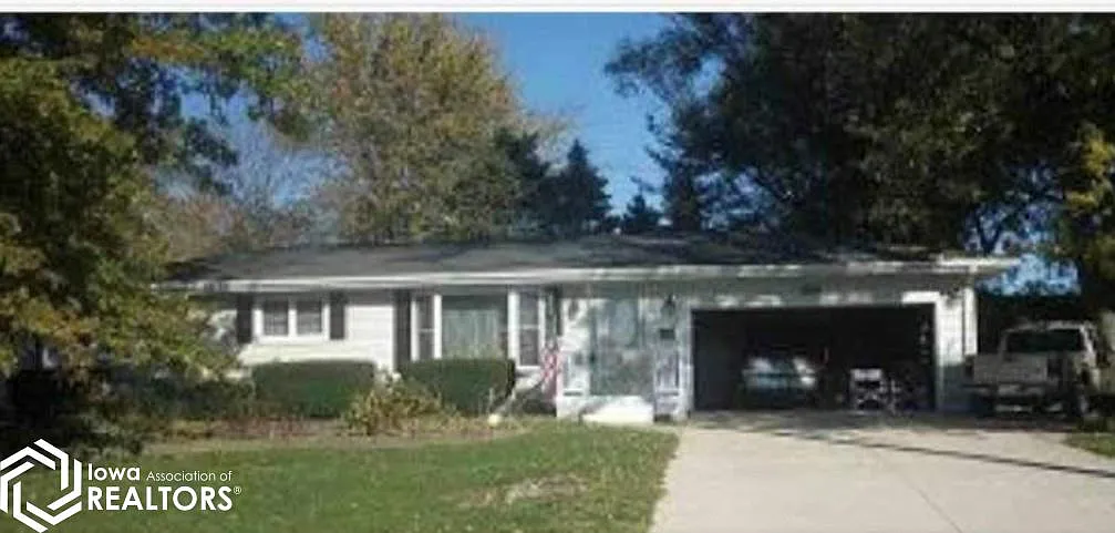 3020 Fleming Ct photo 1