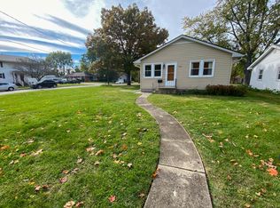 1011 Howard St, Normal, IL 61761