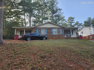 1872 Old Clinton Rd, Macon, GA 31211