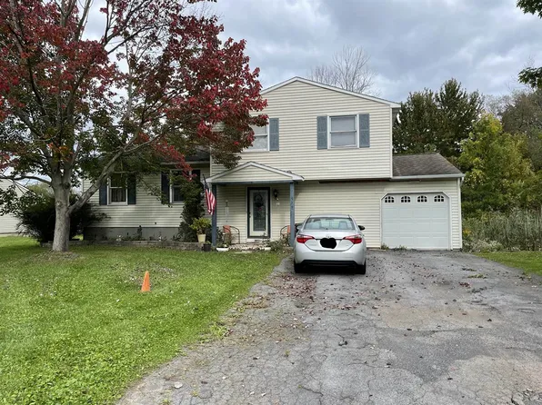 8530 Snowshoe Trl, Cicero, NY 13039