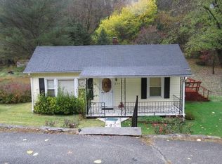 210 Government Plant Rd, Saltville, VA 24370