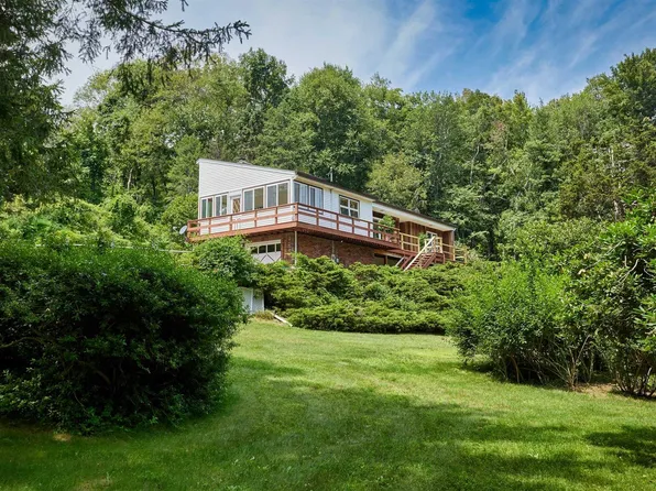 53 WALKER Road, Hopewell Junction, NY 12533
