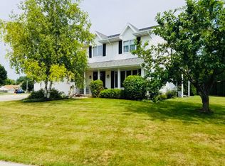 1145 Silver St, De Pere, WI 54115