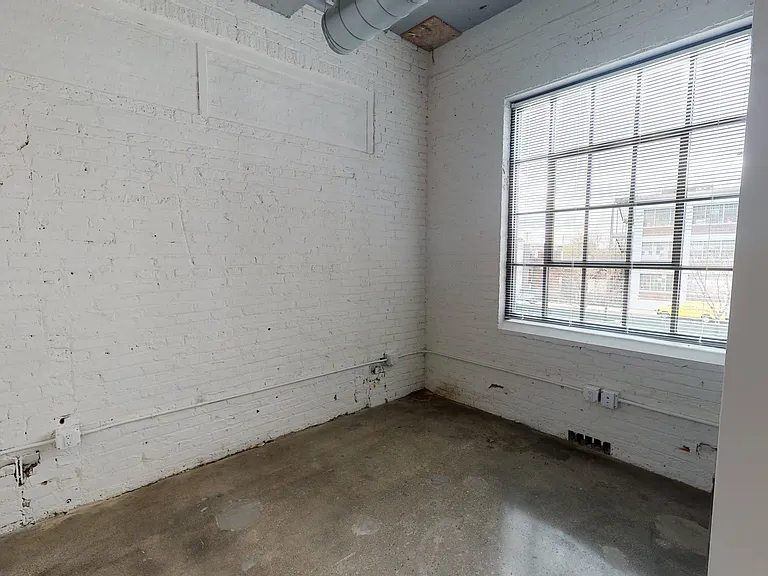 Maxwell Lofts — Photo 74