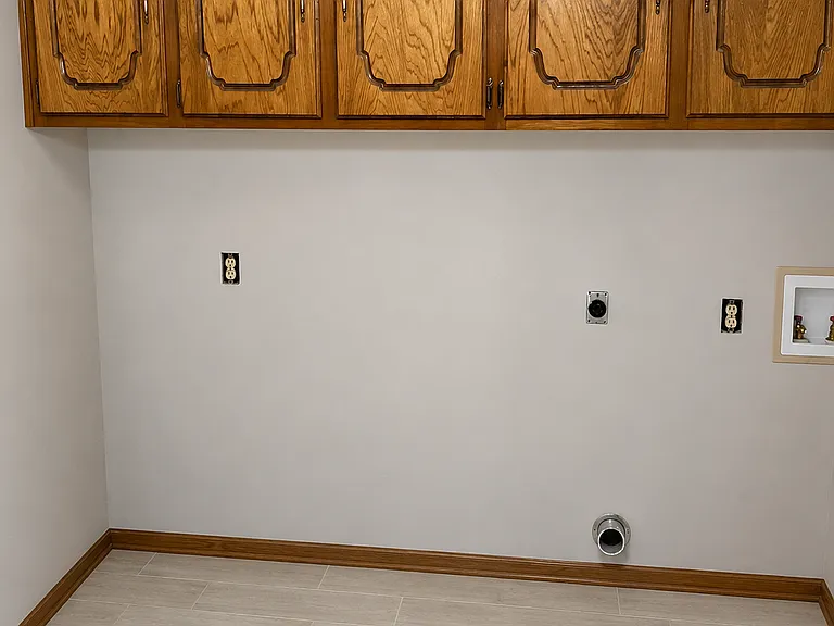 1137 N Bath Ave — Photo 4