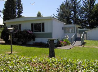 98006 Gerlach Ln, Brookings, OR 97415