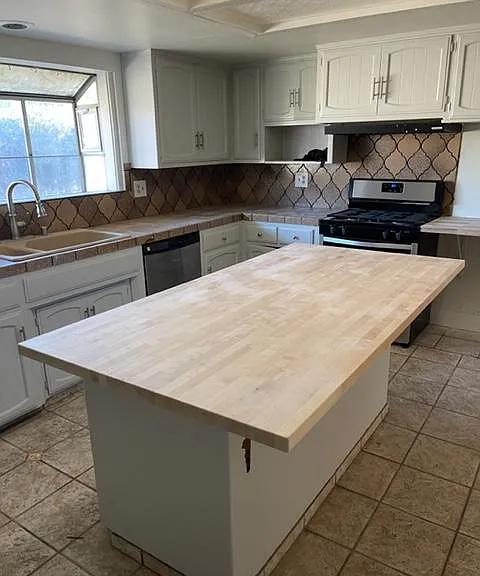 514 Jacobsen Ct — Photo 5