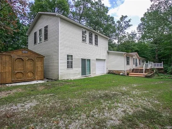 132 Camp Creek Rd, Saluda, NC 28773