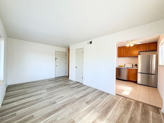 3rd image of 7510 Morganford Rd #2B