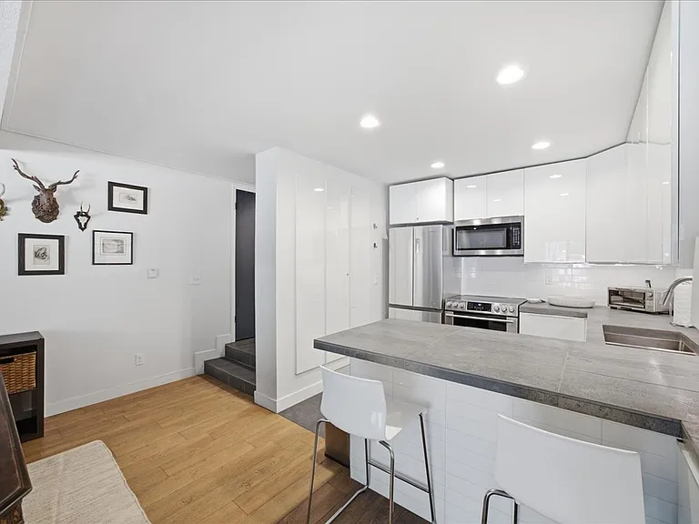 1040 Vail View Dr #308 — Photo 11