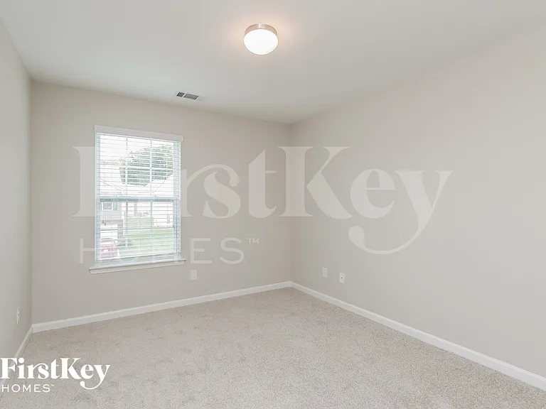 6806 Broad Valley Ct — Photo 16