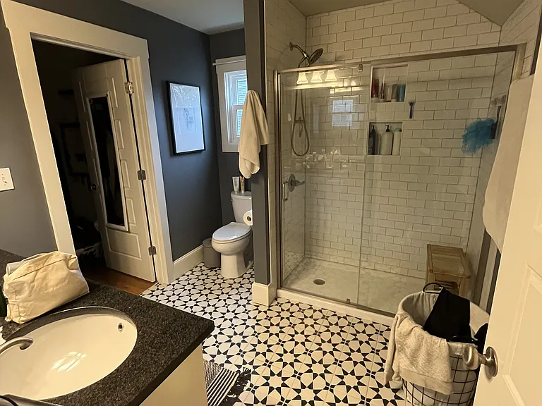270 Lake St — Photo 21
