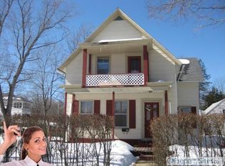 86 Chestnut St, Southbridge, MA 01550
