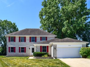 2845 Conifer Ct, Aurora, IL 60502