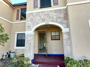 3302 W 114th Ter, Hialeah, FL 33018