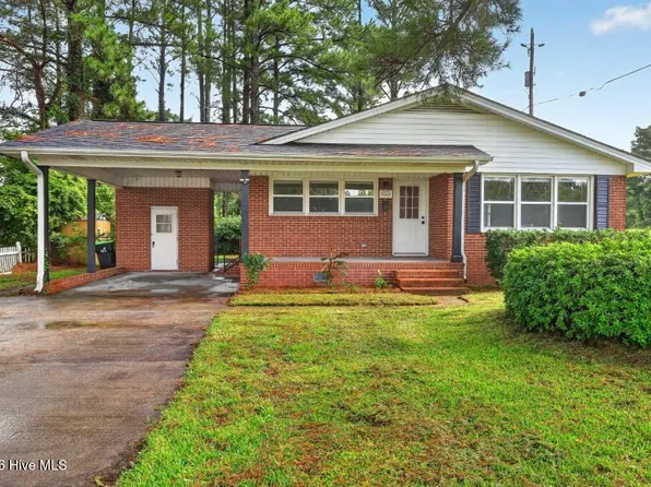 2400 N Hills Drive, New Bern, NC 28562