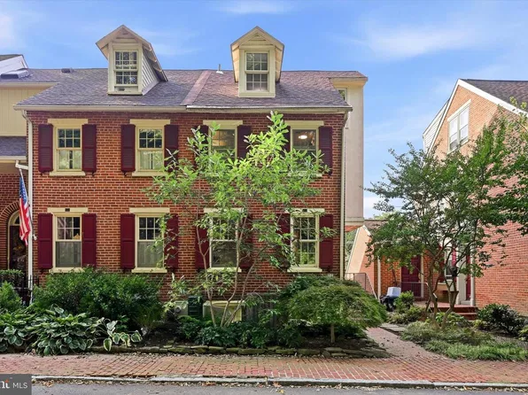 59 Ivy Rd, Wilmington, DE 19806